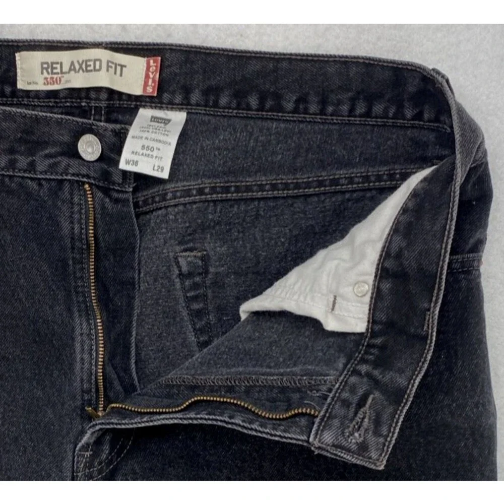 Levi's 550 Relaxed Fit Jeans Mens 36x29 Black Denim 100% Cotton 36x28 Actual